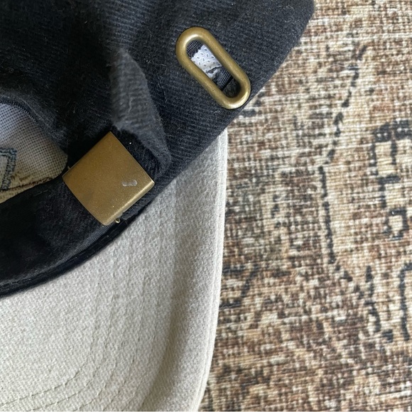 Vintage Embroidered Alaska Eagle Tourist Dad Hat in Black/Beige - Picture 4 of 5